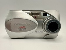 Olympus Digital Camera Camedia D-560 Zoom 3.2MP Silver Tested With xD Card