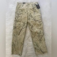 NEW wTag-Levi's Woodland Print Parachute Cargo Pants 36 x 30