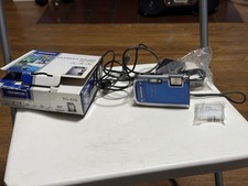 Olympus Tough TG-610 14MP Digital Camera Blue/ 5x Zoom / Waterproof / Read