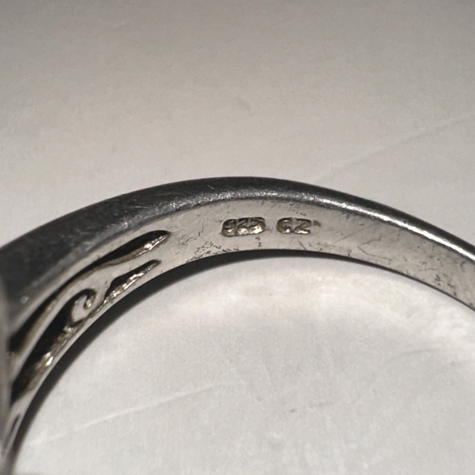 Multi-Cut White Stone Set Sterling Silver Ring Si… - image 7