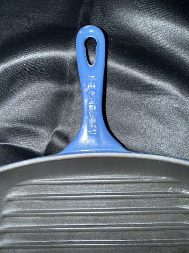 Le Creuset France 26 Enameled Cast Iron Square Grill Skillet Pan Cobalt Blue - Picture 3 of 6