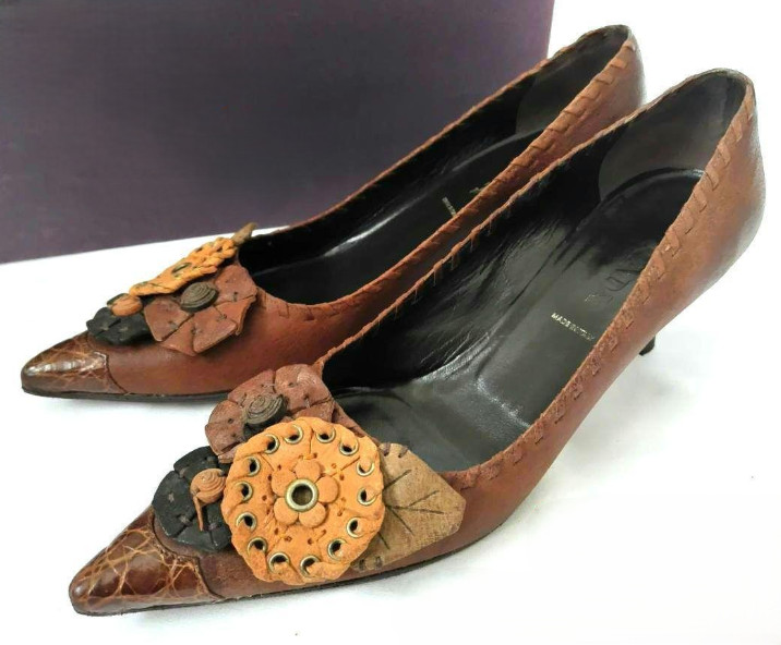 PRADA Leather Flower Patchwork Mid Heels Size: 7 … - image 1