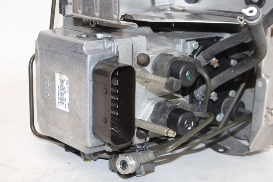 BMW K1200GT K41 2003 OEM ABS MÓDULO DE UNIDAD DE BOMBA Foto 2 de 4