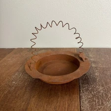 Primitive Style Rusty Metal Star Twisted Handle Candle Potpourri Holder