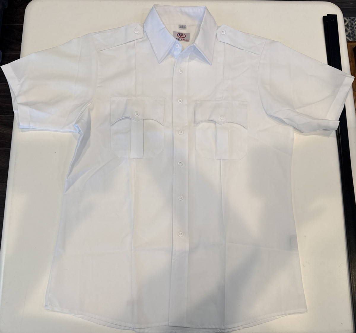 First Class White Pilot Shirt / Uniform Size L 16-16.5 Short Sleeve