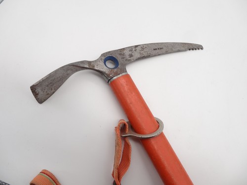 Vintage RED Camp Interalp Ice Climbing Pick Axe Made in Italy Alps Mountaineer - Picture 6 of 10