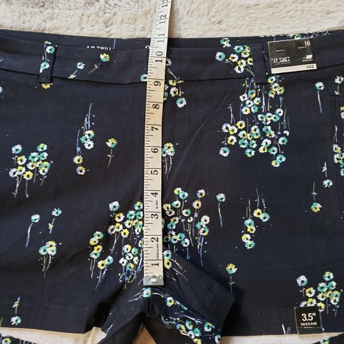 a.n.a Women's Black Floral Twill Shorts Front & Back Welt Pockets Size 6,12,16 - Picture 39 of 53
