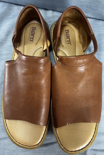 Womens 11 M Born Cove Modern Brown Supple Leather Slip On Open Toe Sandals - Picture 3 of 10