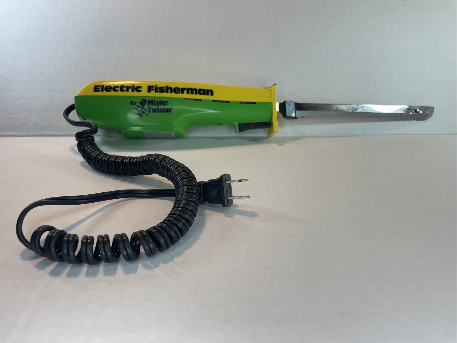 Mister Twister Electric Fisherman Knife MT1201 Fishing Fillet Includes Blades eBay