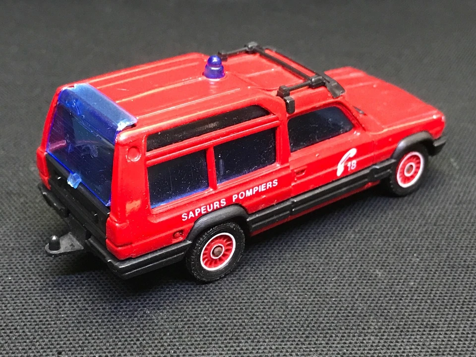 Solido Talbot Matra Fire Vehicle Collectable Scale 1:43 - Image 4 of 4