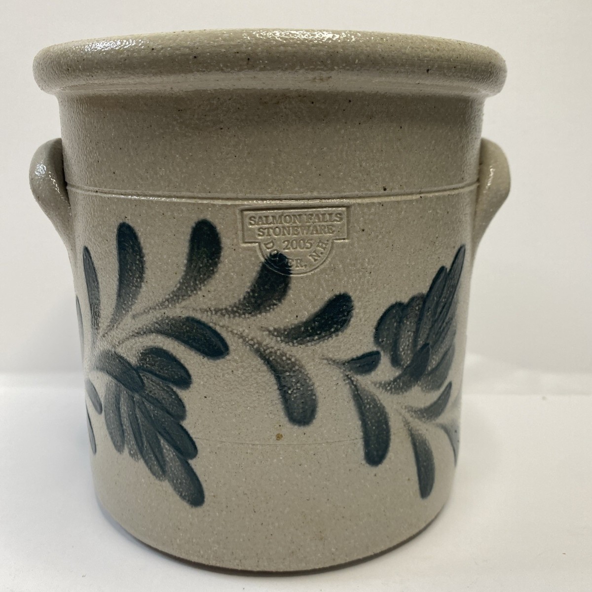 カントリーストーンウェア Salmon Falls Stoneware 2002 Salmon Falls Stoneware Pottery Salt Glaze Jug PA Green Floral