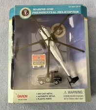 Marine One Presidential Helicopter VH-3D, Daron #RT 5760, NEW 1:72 Scale