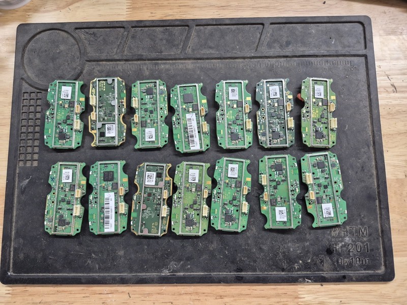 Lot of 14 Garmin Bad PCB Boards TT10-TT15 - T5  for Parts Only