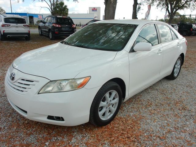 2009 Toyota Camry LE Sedan 4D