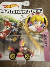 NIB Mattel Hot Wheels 1:64 Mario Kart CAT PEACH Standard Kart DieCast Car