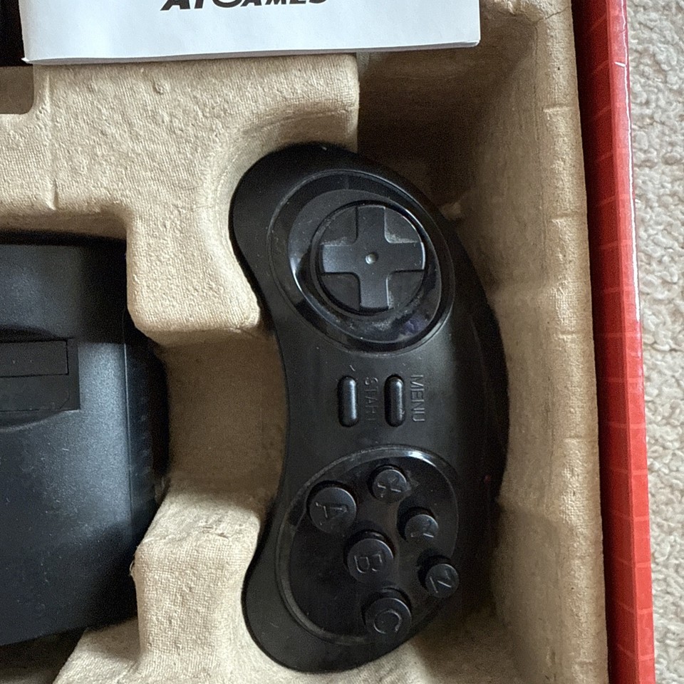 Sega Mega Drive Classic Game Console - hardvérový test / recenzia