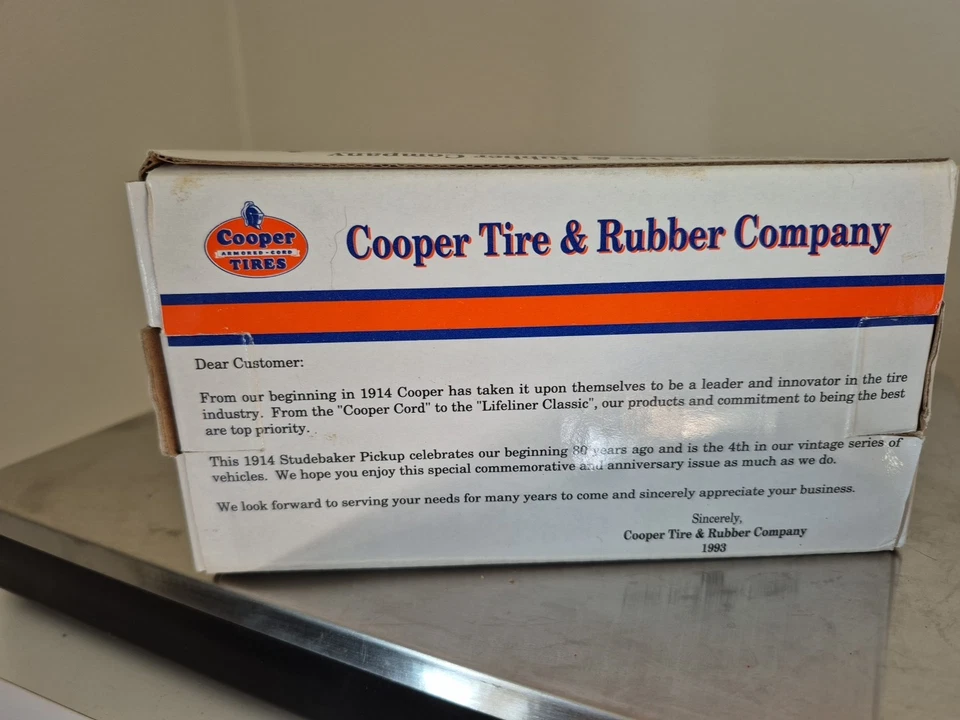 Spec Cast 1914 Studebaker Truck Bank Cooper Tire 1/25 Scale New In Box - Image 3 of 4