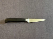 Zwilling J.A. Henckels Twins Paring Knife 31070-100 4" Blade Solingen Germany
