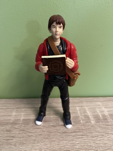 Spiderwick Chronicles Jared Figure With Book And Bag