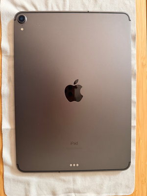 Apple iPad Pro 11-inch A1934 256 GB, Wi-Fi + 4G, 11 in - Space