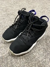 Jordan Lift Off GS “Black Size 5 “kids