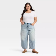 Women's High-Rise Easy Barrel Ankle Jeans - Universal Thread - 18 Regular