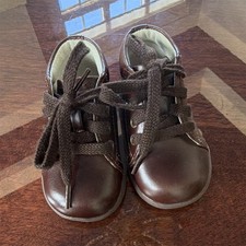 Stride Rite Brown Leather Lace Up Sneakers Walking Shoes US 3.5M