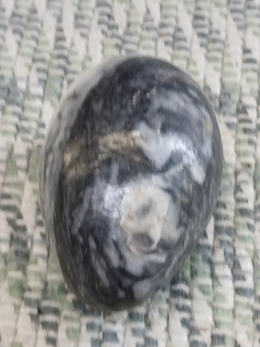 Huevo de ónix gris de 3,5" hecho en México tallado a mano solo huevo jaspeado - Imagen 7 de 8