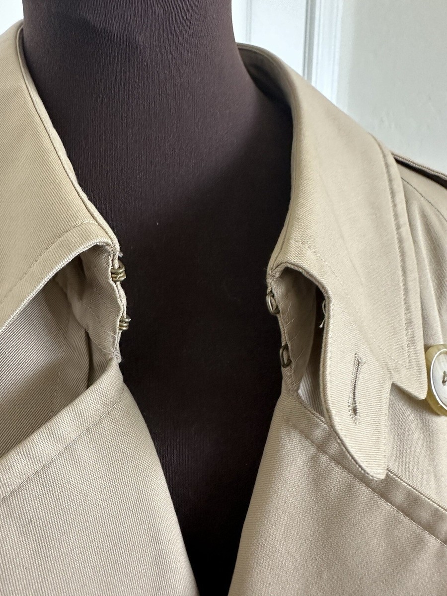 最終セール価格！早い者勝ち！　BURBERRY  KENSINGTON 46 Burberry Men's Heritage Black Kensinton Short Trench, Brand