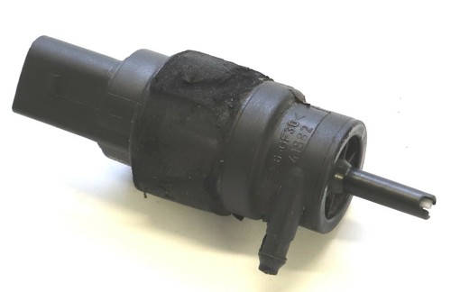 Original Audi VW Skoda Seat Waschwasserpumpe Wischwasserpumpe 8K5955647