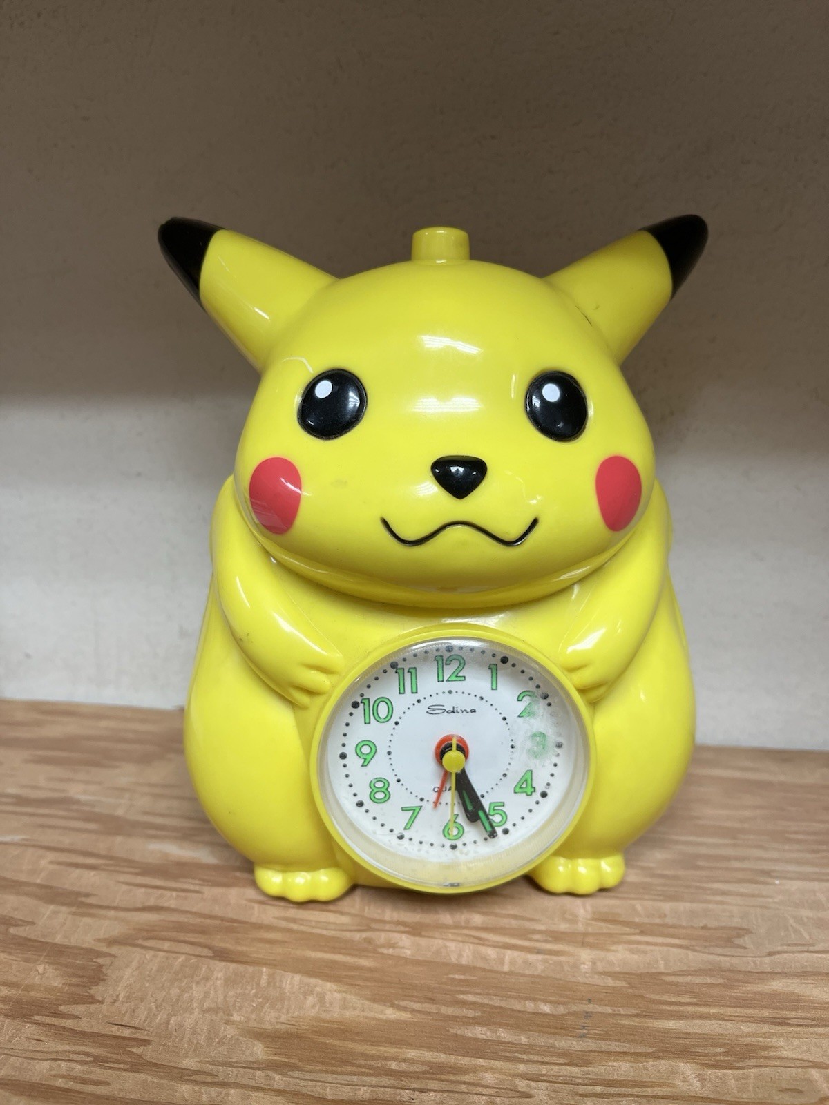 AS IS Vntg Sdina Pikachu Alarm Clock Ticks With Battery Cover Fat Pokemon Quartz photo AS IS Vntg Sdina Pikachu Alarm Clock Ticks With Battery Cover Fat Pokemon Quartz photo