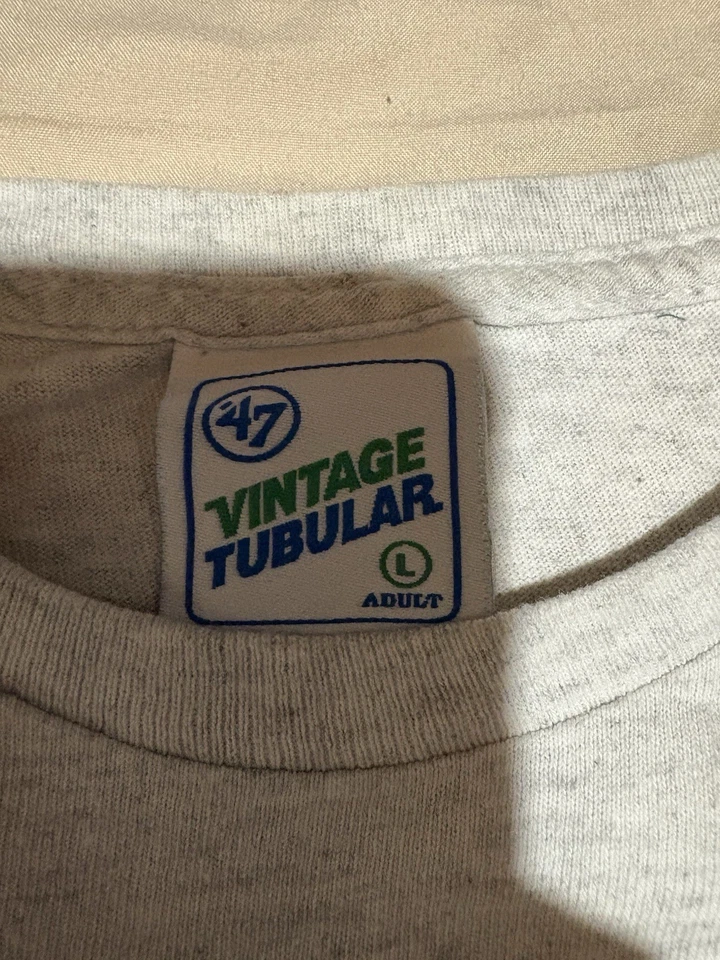 复古翻印 Hartford Whalers T 恤男式 L 码 — 第 2/4 张图片