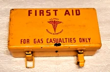 Vtg U.S. Army Yellow Metal First Aid For Gas Casualties Only w Orig NOS Supplies