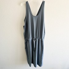 Patagonia Women's Large Fleetwith Dress Hiking Travel Stretch Poly Plume Gray