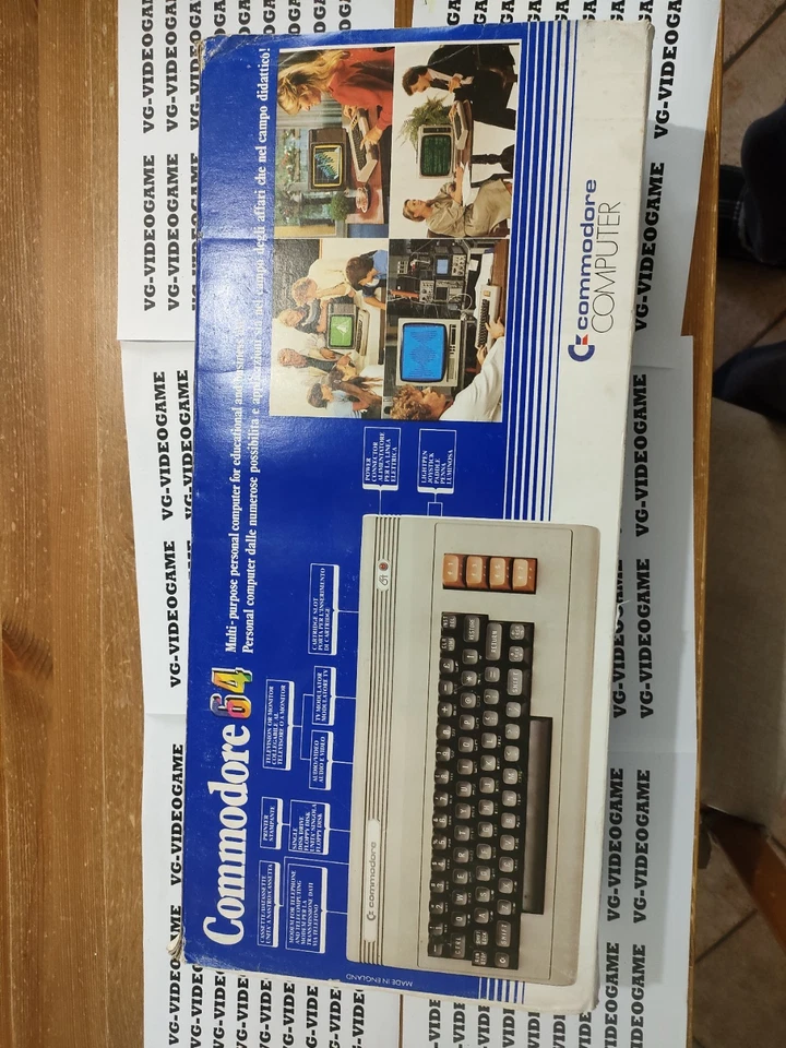 Commodore 64 BISCOTTO FUNZIONANTE CON DIFETTO - Immagine 2 di 4