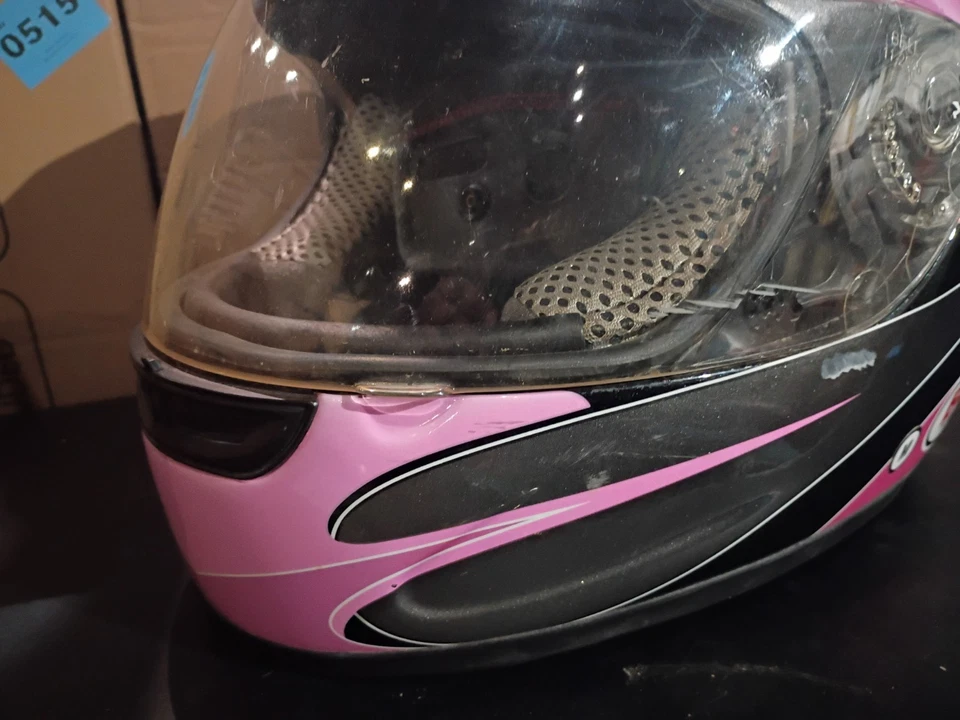 Bell Women’s Motorcycle Helmet Pink Black Medium M Snell M2005 DOT Approved - Image 3 of 4