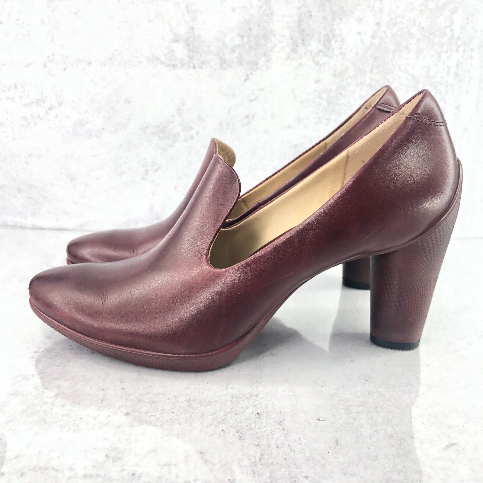 periodieke Vertrek naar vervagen Ecco Women 8 Shoes Red Leather Classic Dress Slip On Pumps | eBay