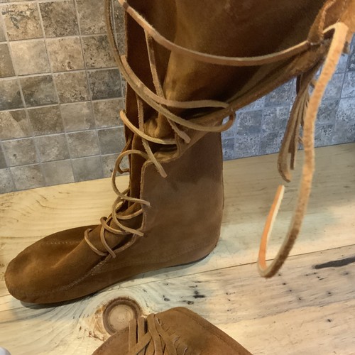 Minnetonka 1922 Fringe Knee High Boots Front Lace Brown Moccasin Men’s Sz 9 NEW - Picture 8 of 20