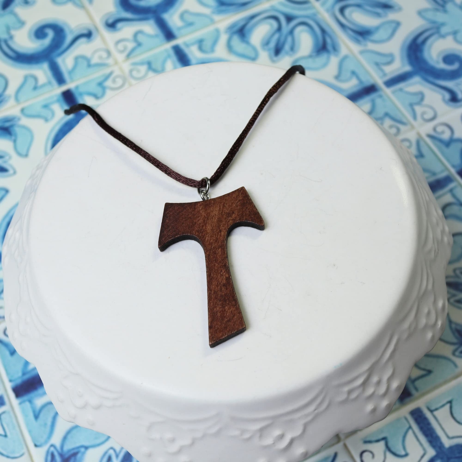 Needzo Wooden Franciscan Tau Accessory, Cross Pendant Necklace, Religious Gif...