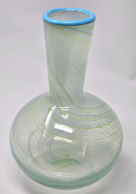 MCM 9'' Dansk International 1970s Mezza Filigrana Swirl Opaline Art Glass Vase