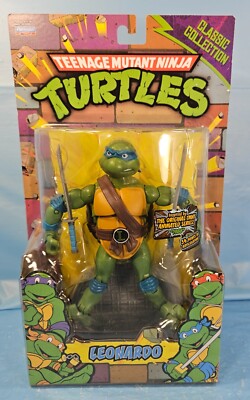 Teenage Mutant Ninja Turtles TMNT Leonardo Classic Collection 6'' Action Figure.
