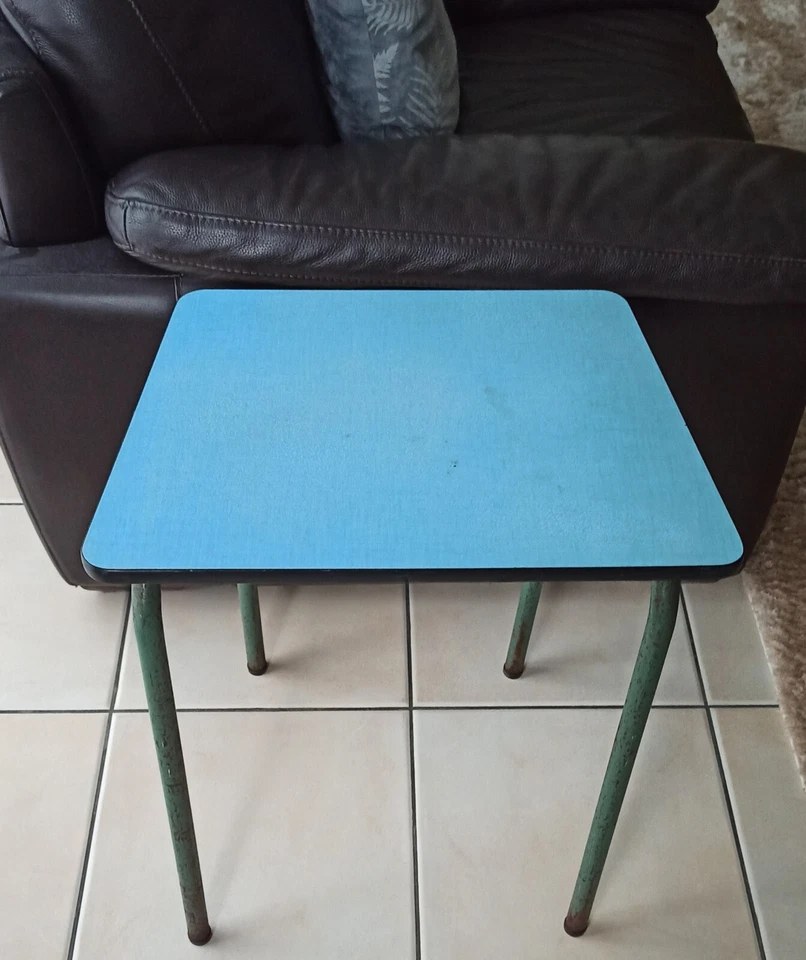 ancienne petite table bois formica bleu vintage 1950 - Photo 2/4