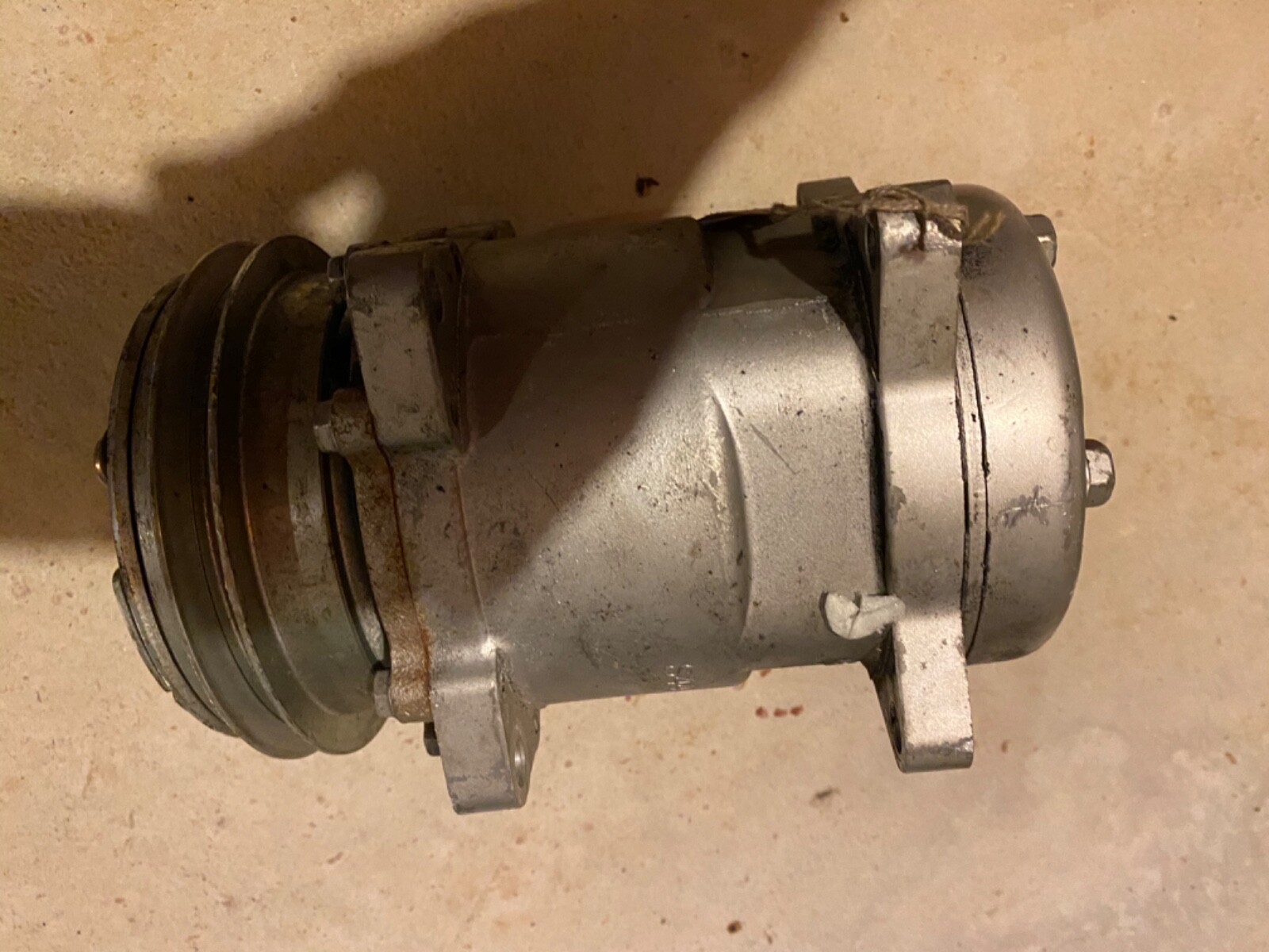 Ferrari testarossa Mondial qv air conditioning compressor part number 123205