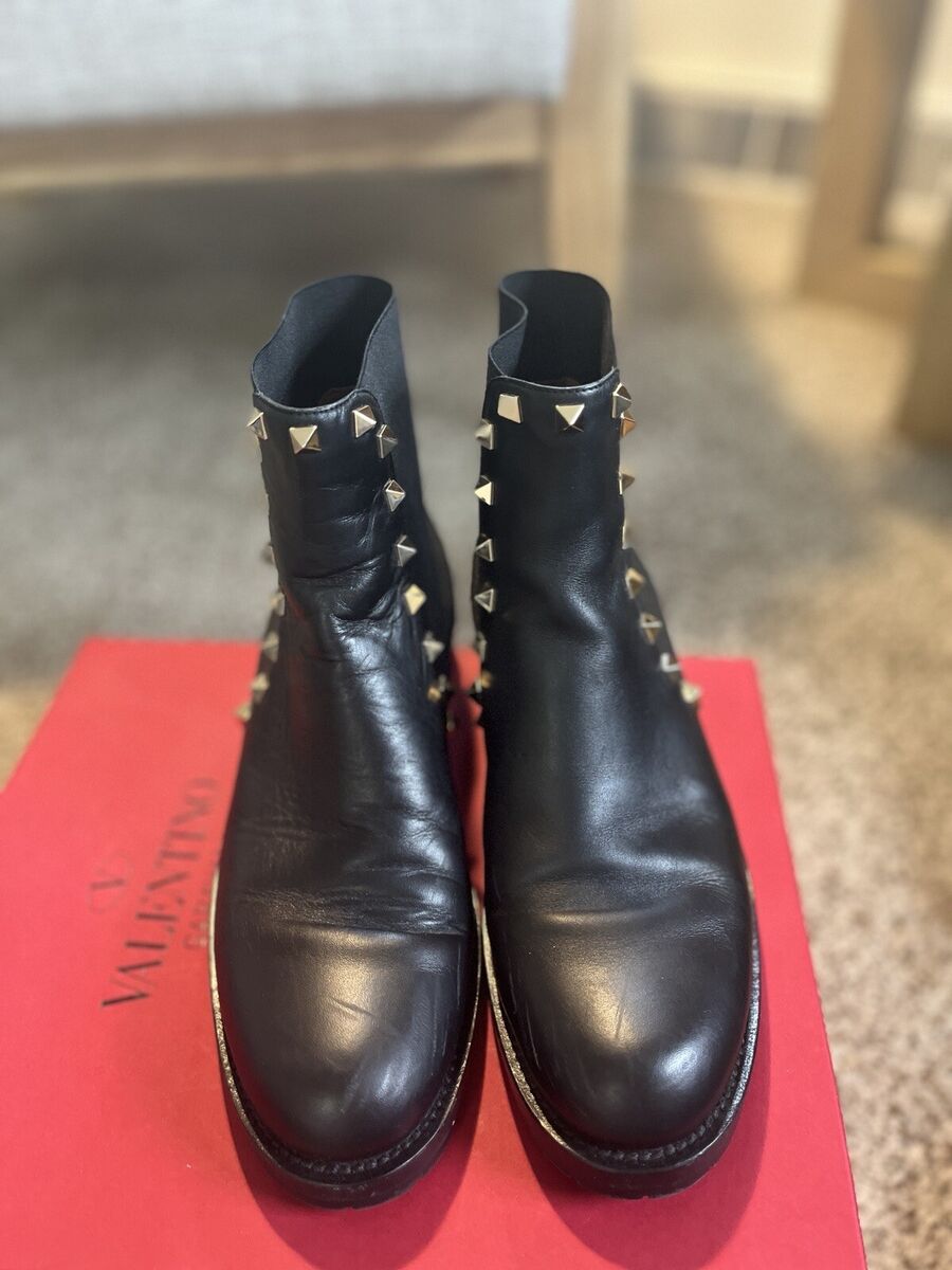 Valentino Garavani Beatle Rockstud Boot Black Chelsea Size Valentino Garavani Beatle Rockstud Boot Black Chelsea Size