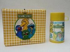 Sesame Street Kids School Vinyl Lunch Box w/ Thermos1981