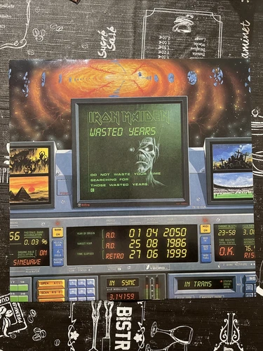 Iron Maiden - Wasted Years  (Maxi 45)