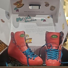 Moxi Beach Bunny Watermelon Roller Skates Size 4 Model 493551040 MPN 493551040