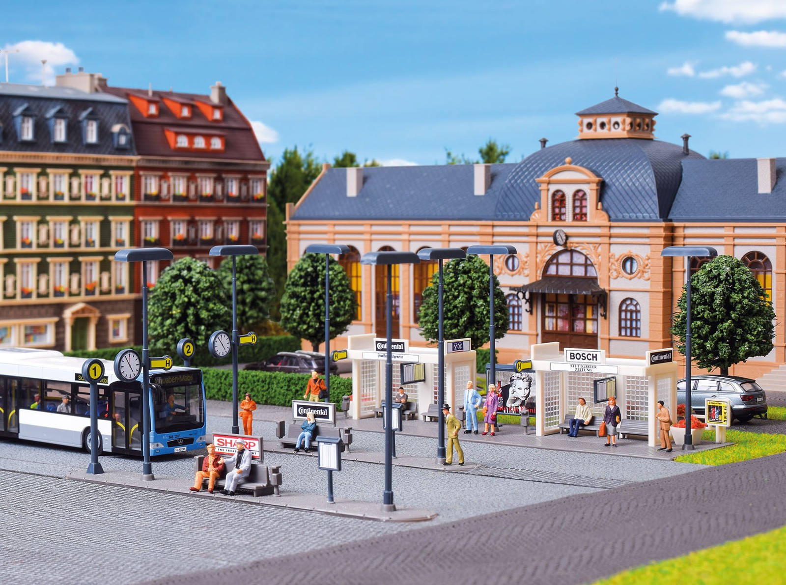Vollmer 45148 - H0 Bus Station - New
