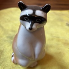 VINTAGE LOMONOSOV USSR RACOON FIGURINE 6" Tall Lovely Main Item