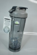 Blender Bottle Pro 32 oz. Classic Shaker Bottle w/ Loop Top NEW